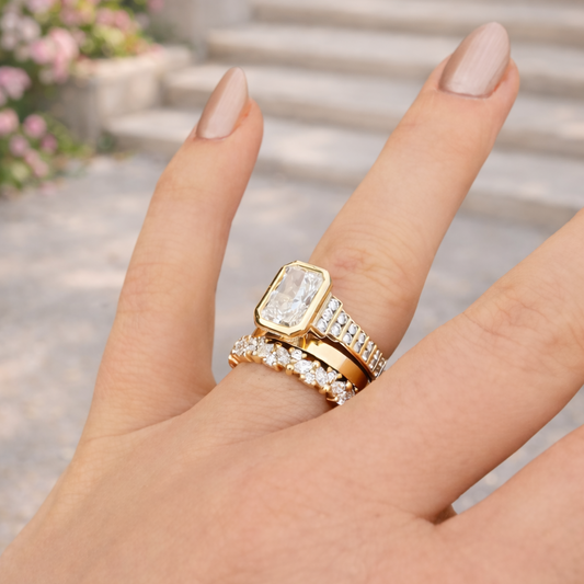 Engagement Ring Buying Guide: How to Choose the Perfect Ring